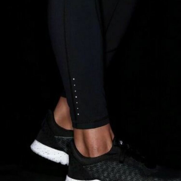 Athleta 2 in 1 Rainier Tight Shorts with Leggings SIze XLT XL Tall - Picture 15 of 15